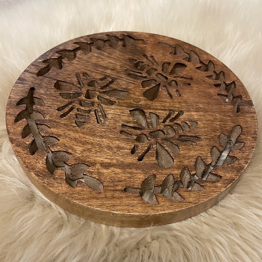 Brand New Bumble Bee Decorative Trivet